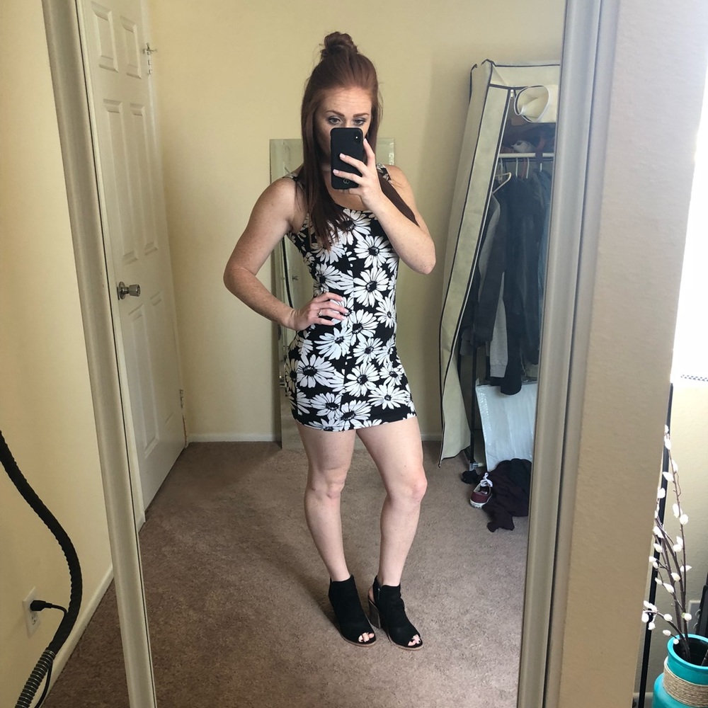 Black and white sunflower bodycon dress